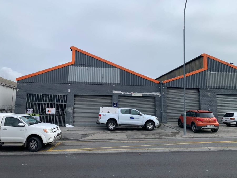 To Let Commercial Property for Rent in Oakdale Western Cape